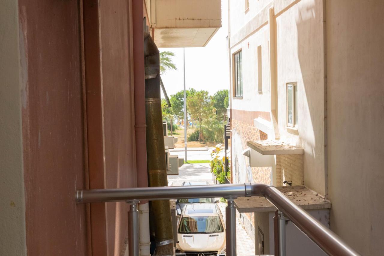 Hotel Aglon Vlorë Exterior foto