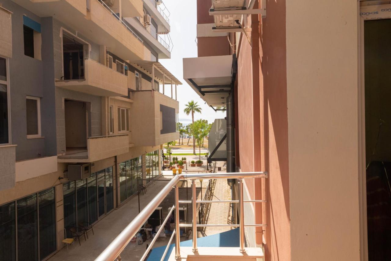 Hotel Aglon Vlorë Exterior foto